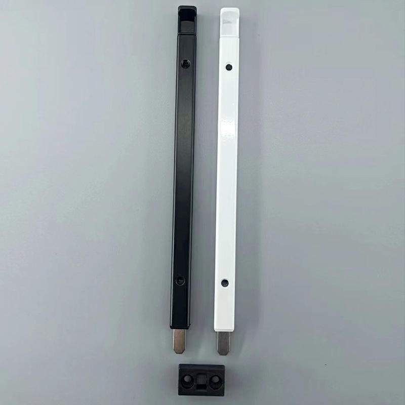 Door latch